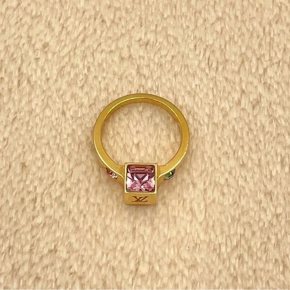 Auth Louis Vuitton M66826 Berg
Gamble Ring GD Pink L size 5.7g - Picture 7 of 10
